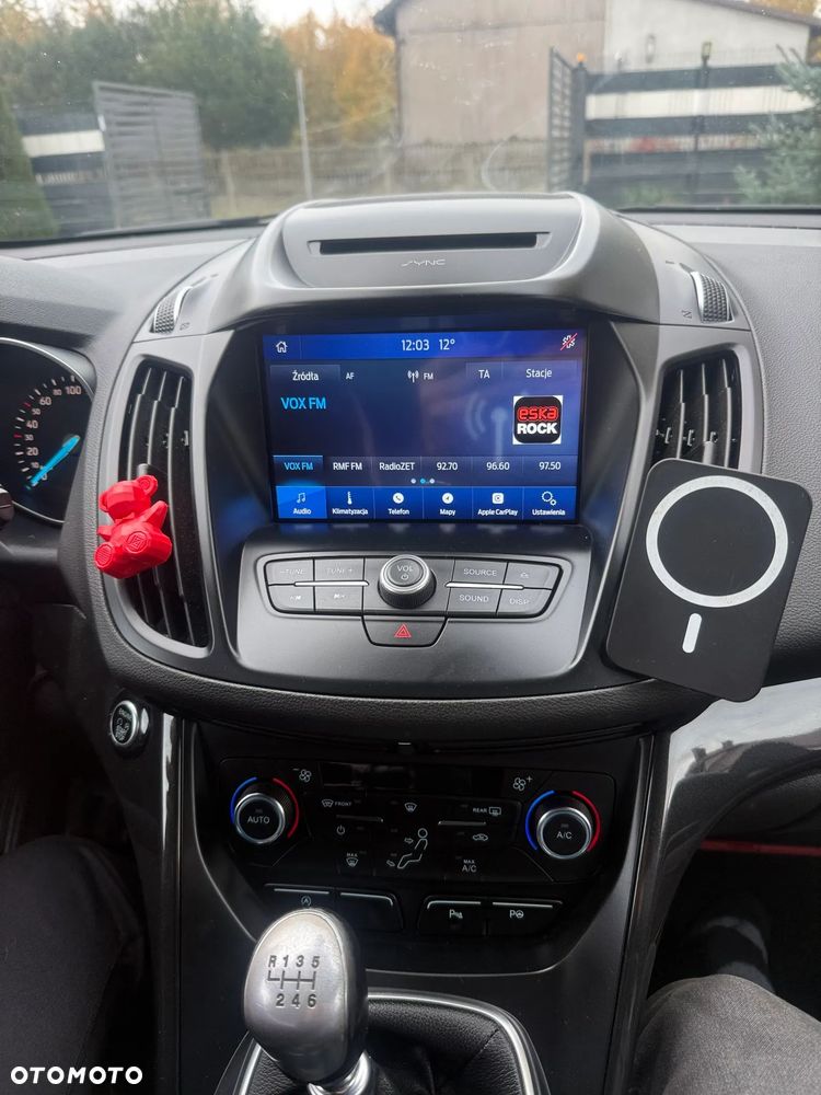 Ford Kuga - 10