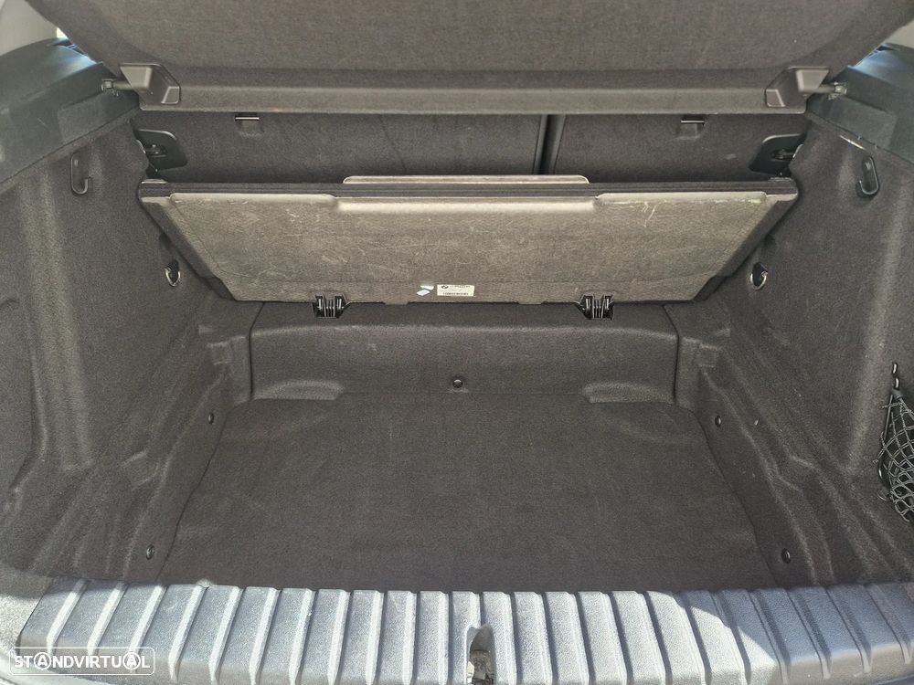 BMW 116 d Advantage Auto - 19