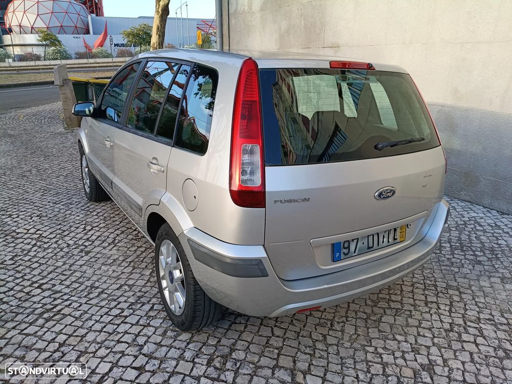 Ford Fusion 1.25 + - 3