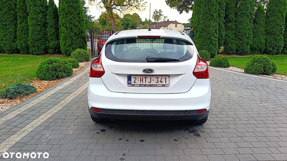Ford Focus - 10