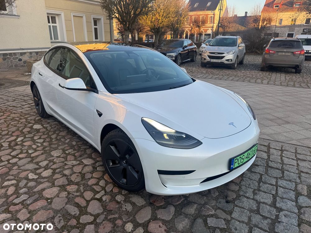 Tesla Model 3 Standard Range Plus - 12