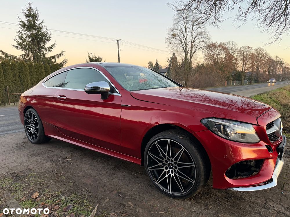 Mercedes-Benz Klasa C 180 BlueEFFICIENCY 7G-TRONIC Edition 1 - 1