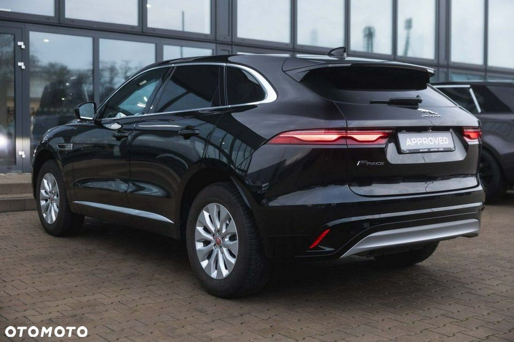 Jaguar F-Pace - 6