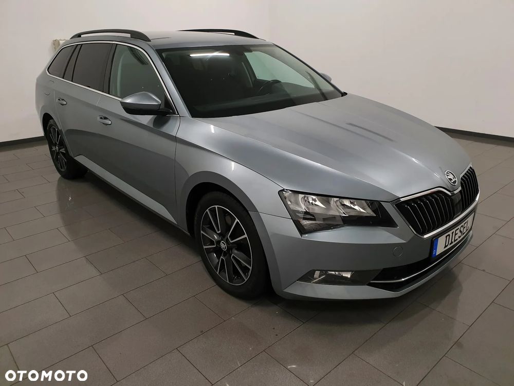 Skoda Superb 2.0 TDI Style - 3