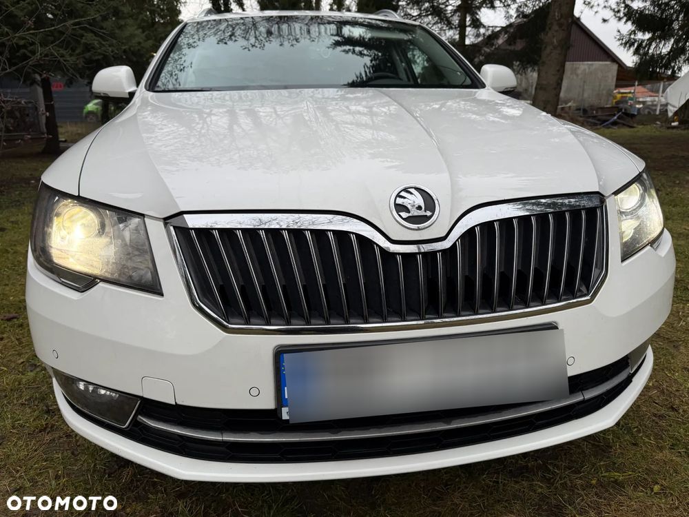 Skoda Superb 2.0 TSI L&K DSG - 3