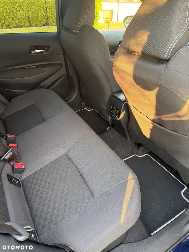 Toyota Corolla 1.8 Hybrid Comfort - 10