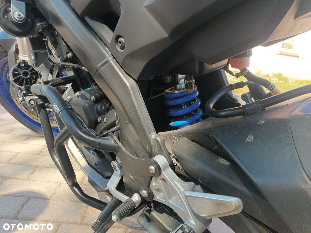 Yamaha MT - 5