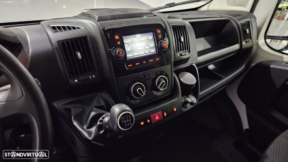 Citroën Jumper 33 L2H2 S&S Shine - 16