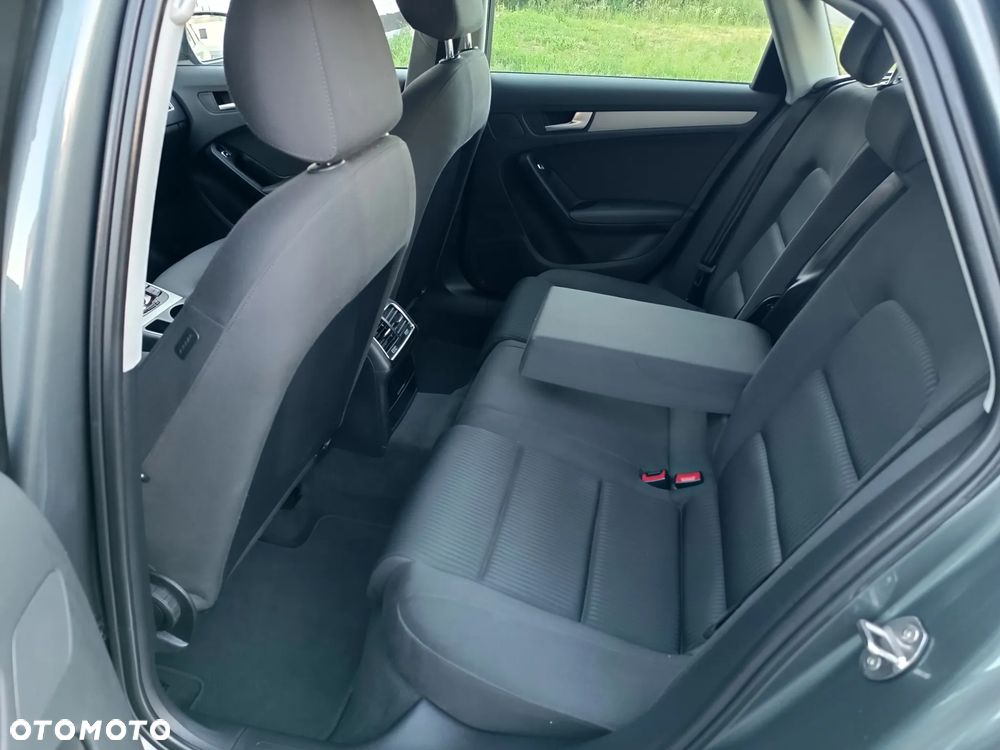 Audi A4 Limousine 1.8 TFSI Ambiente - 18