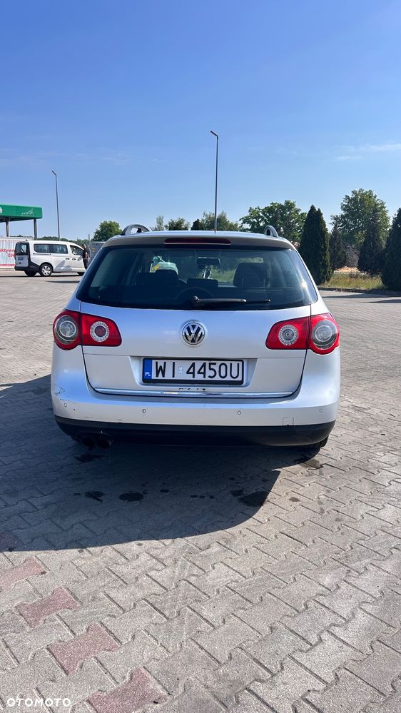 Volkswagen Passat 2.0 TDI DPF Comfortline - 10
