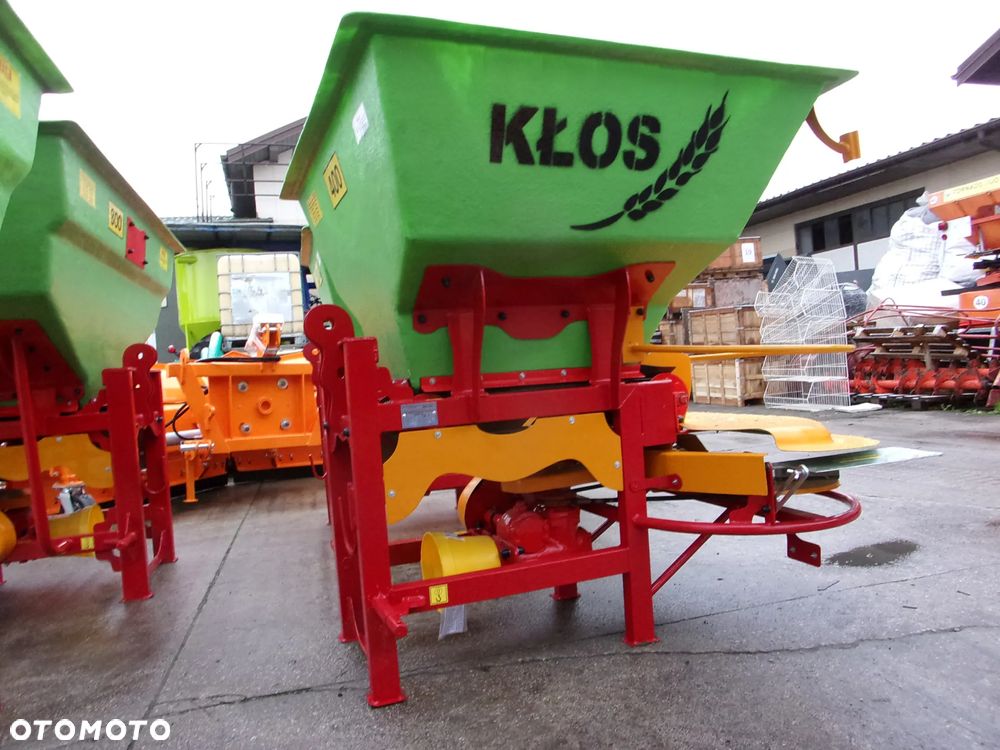 Inny Rozsiewacz nawozów i wapna, taśmowy jedno i dwu tarczowy Kłos, Motyl 300, 400, 600, 800 1000 litrów, Rozsiewacz nawozów dwutarczowy ABRA2 - MAXI, Semior, Unior, Unior2, Mini, Mini2, Rozsiewacz dwutarczowy DEX-WAL (Lift, Tornado duo Turbo), Rozsiewacz nawozów Pronar  FD1-M05 - 10