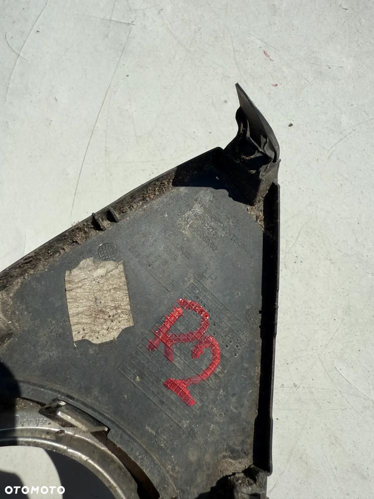 TOYOTA YARIS III KRATKA ZDERZAKA HALOGENU LEWA 81482-0D270 - 4