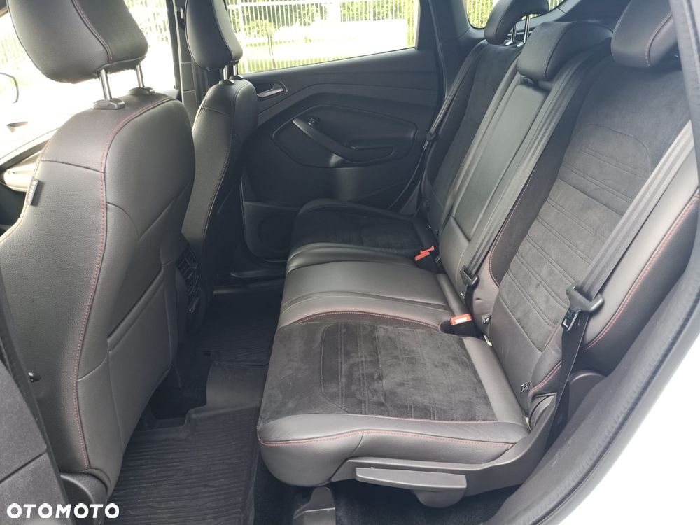 Ford Kuga 2.0 TDCi 4x4 ST-Line - 21