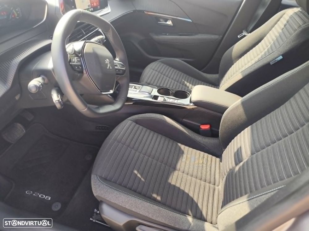 Peugeot e-208 50 kWh SE Style - 13