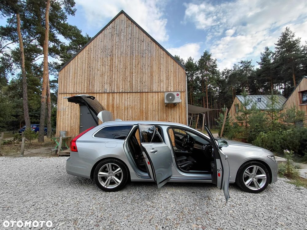 Volvo V90 D4 AWD Inscription - 4