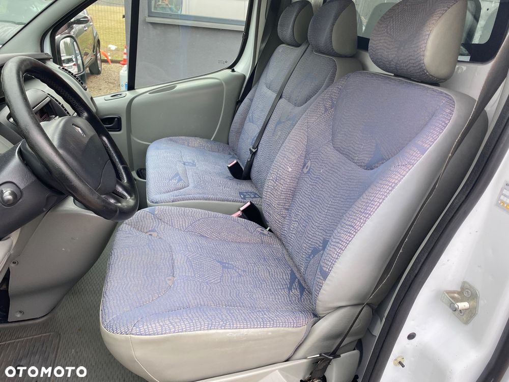 Renault Trafic - 13