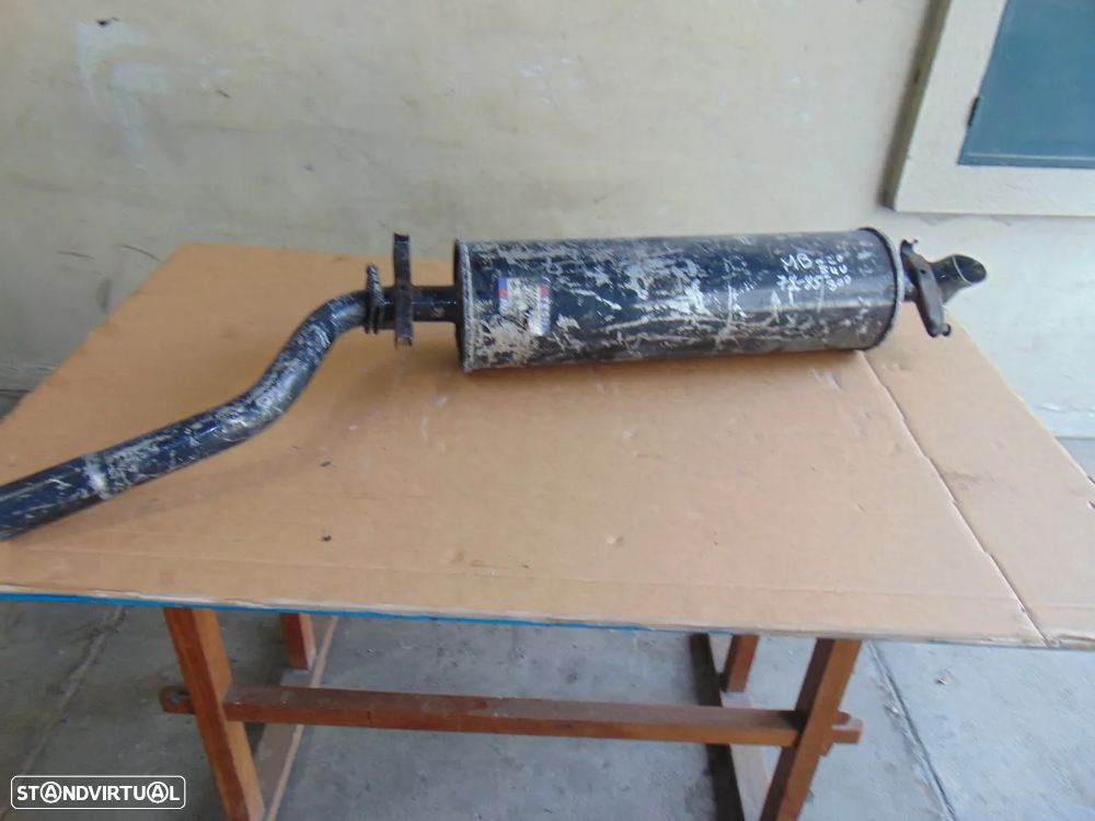 Mercedes 220/240/300 panela escape - 1