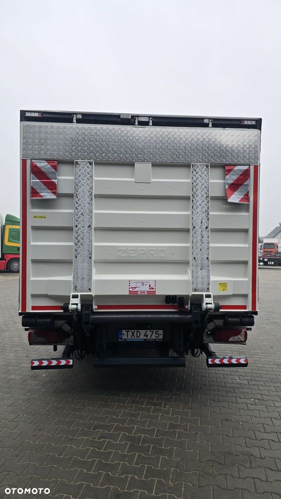 Scania P320 Euro 6 6x2 chłodnia izoterma kurierka 20 palet niski przebieg! super stan! rama do zabudowy laweta - 21