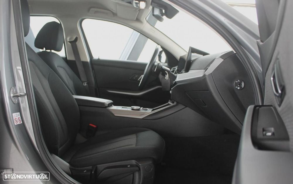 BMW 330 e Corporate Edition Auto - 13