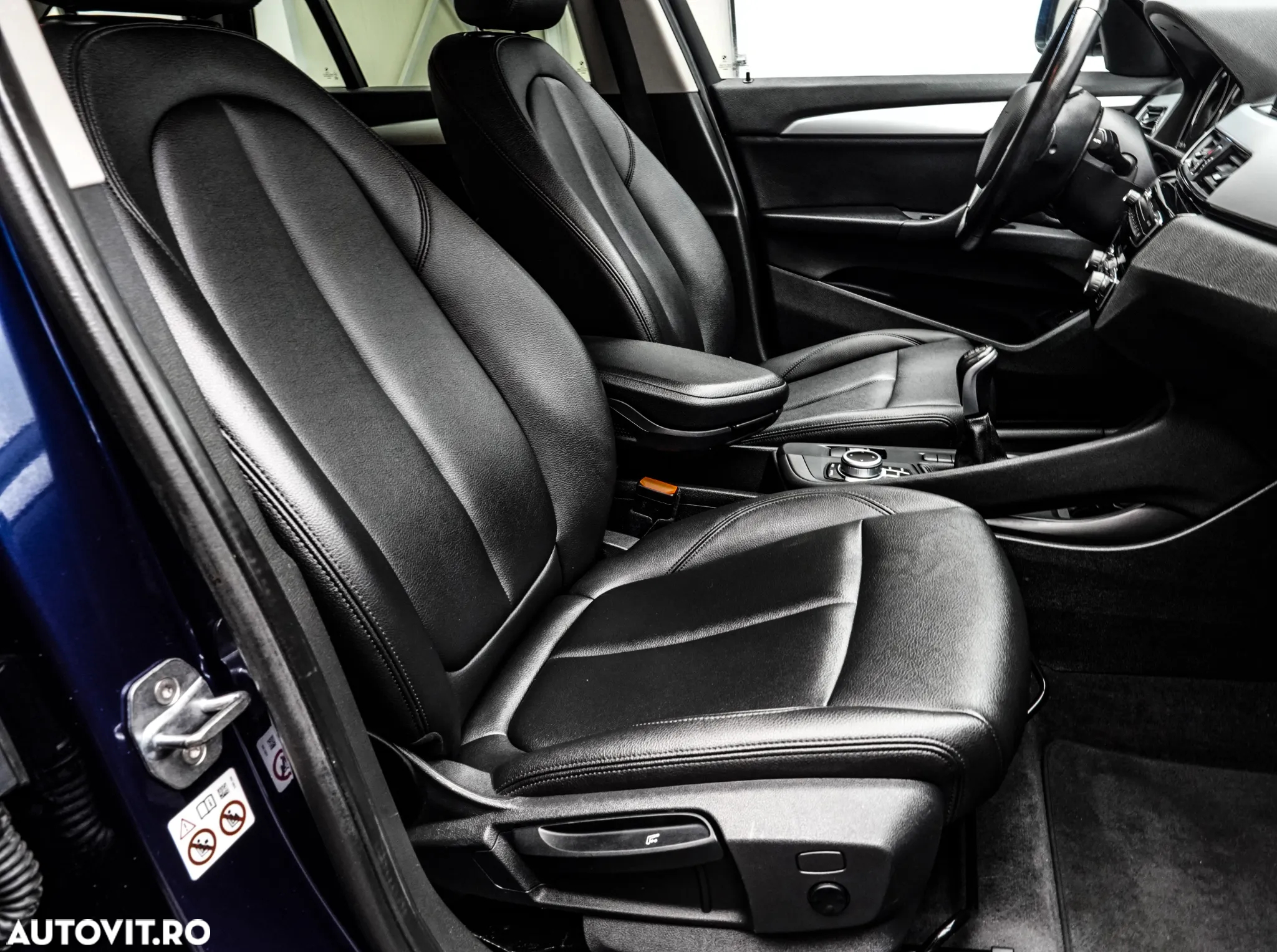 BMW X1 sDrive18d Sport Line - 14