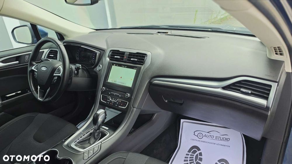 Ford Mondeo 2.0 TDCi Titanium PowerShift - 11