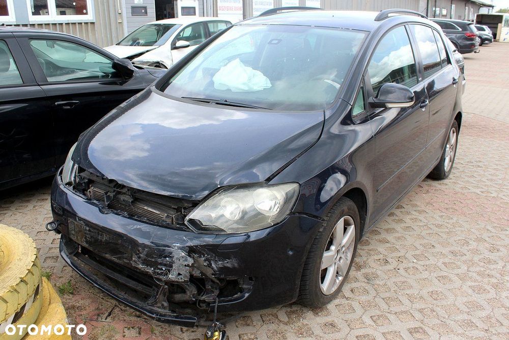 VW Golf Plus Lift 2011 1.6TDI CAYC Minivan (MASKA, ZDERZAK, LAMPA, BŁOTNIK, DRZWI, SZYBA, FOTEL) - 3