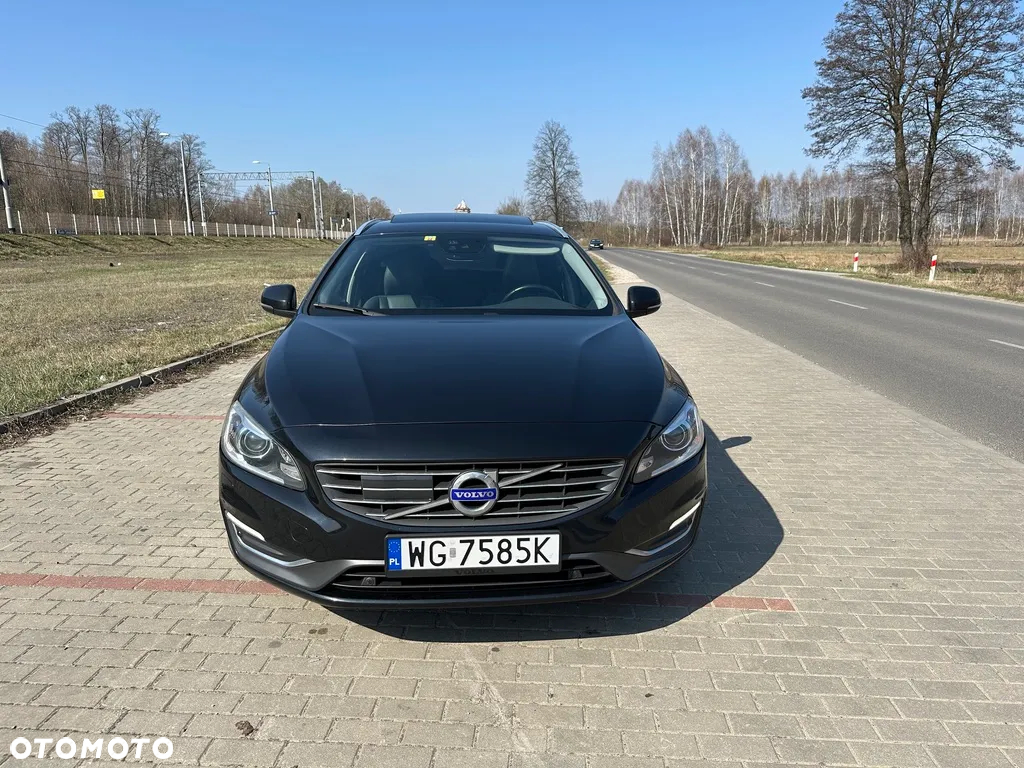 Volvo V60 D5 AWD Summum - 3
