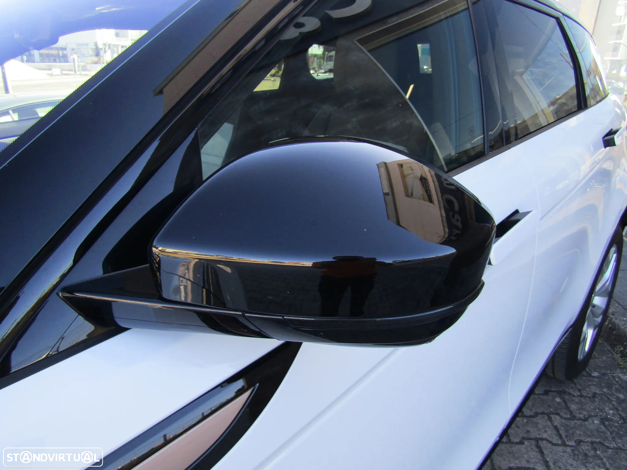 Land Rover Range Rover Evoque 1.5 P300e AWD R-Dynamic Auto - 5
