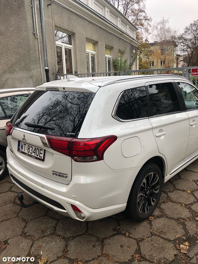 Mitsubishi Outlander 2.0 4WD Top - 7