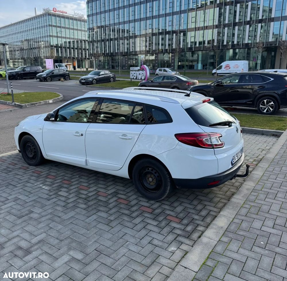 Renault Megane ENERGY dCi 110 Start & Stop Bose Edition - 6