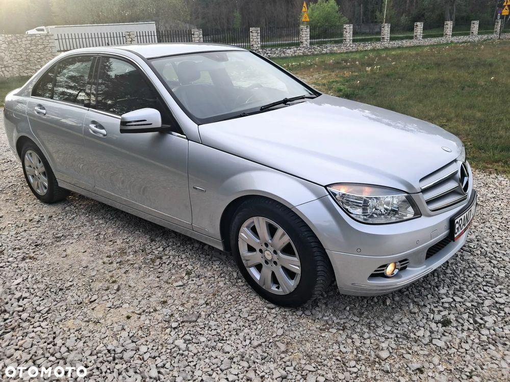Mercedes-Benz Klasa C 200 CDI DPF Automatik BlueEFFICIENCY Avantgarde - 9