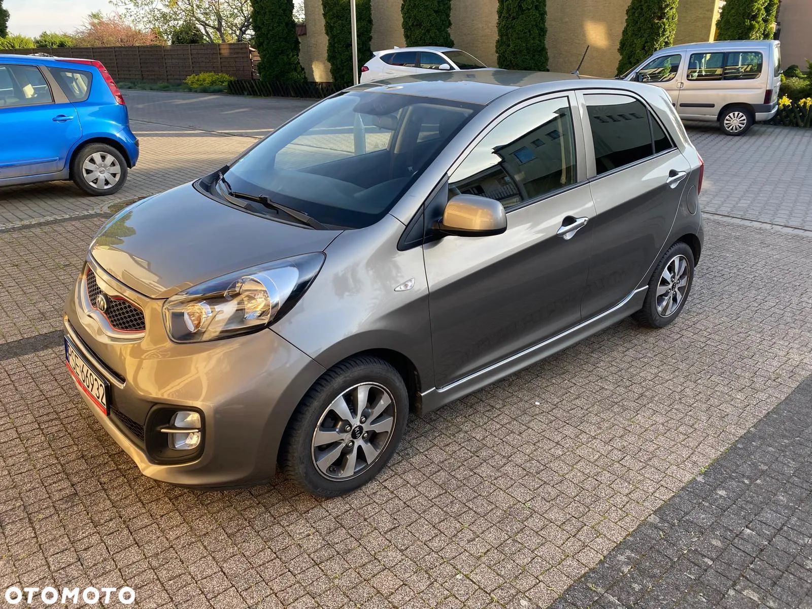 Kia Picanto 1.0 Dream Team Edition - 1