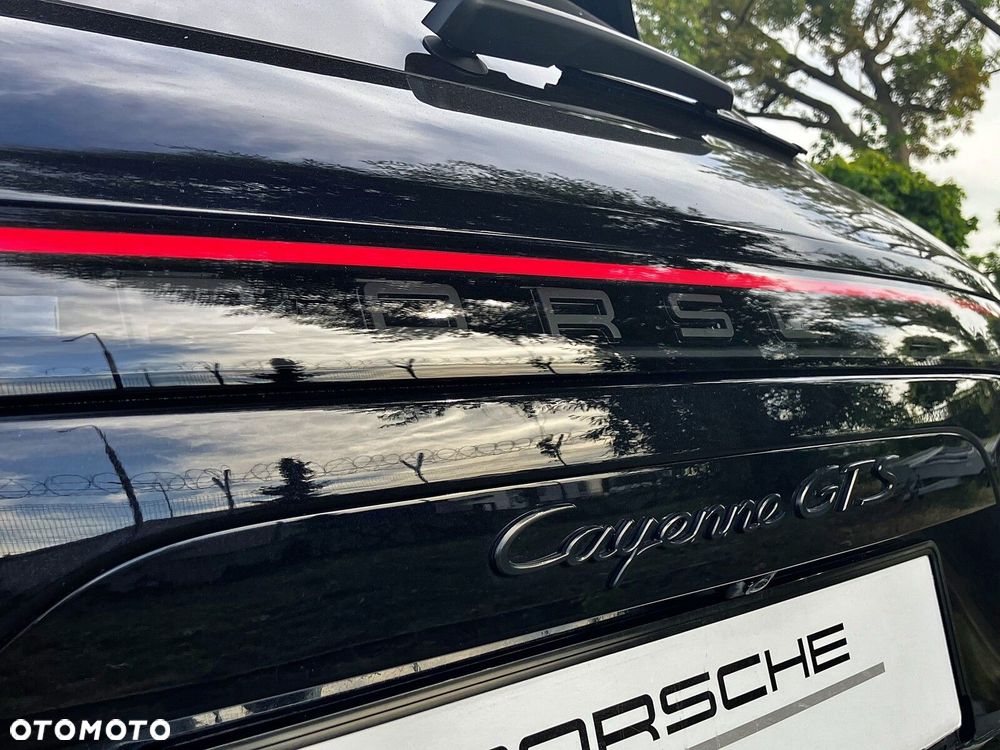 Porsche Cayenne - 38