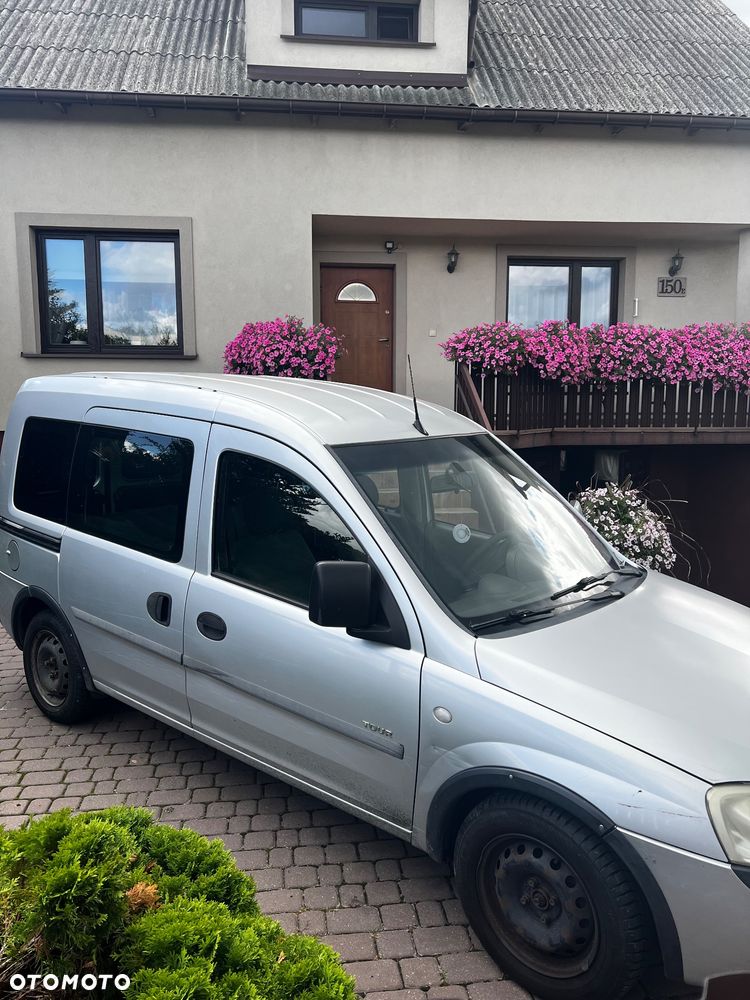 Opel Combo Tour N-Joy - 2