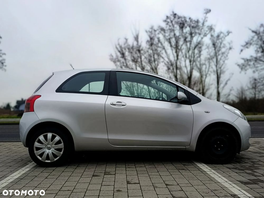 Toyota Yaris 1.3 VVT-i Team - 5