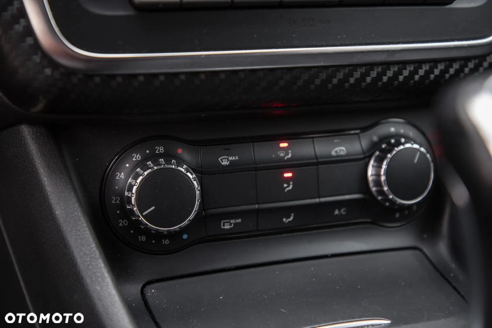 Mercedes-Benz Klasa A 200 - 16