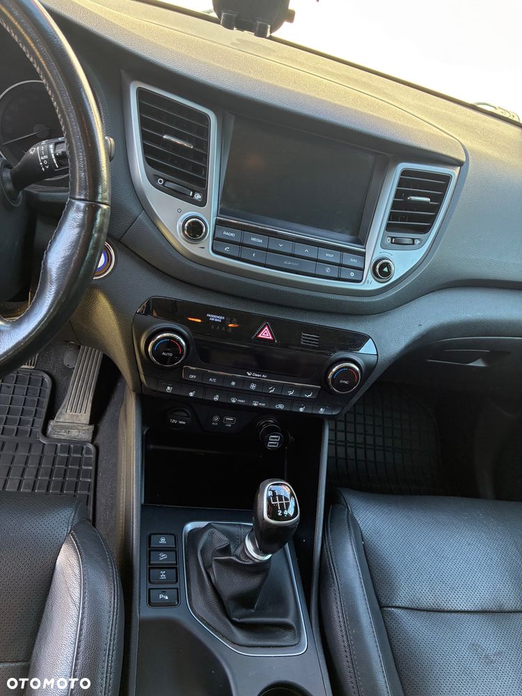 Hyundai Tucson 2.0 CRDI Premium 4WD - 11