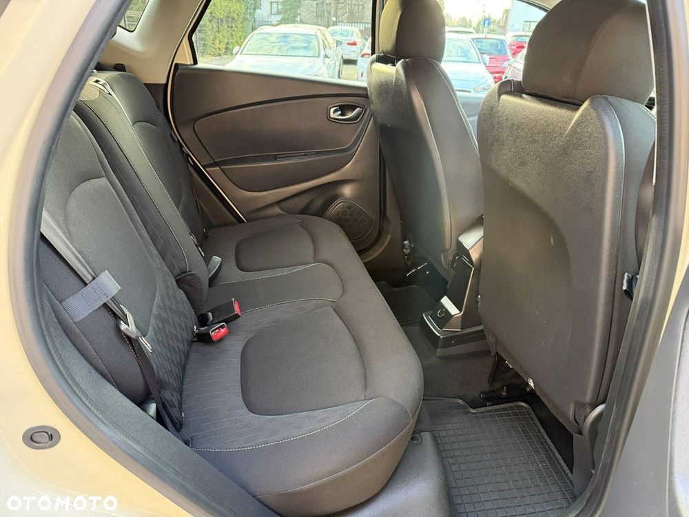 Renault Captur - 24