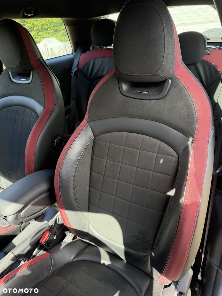 MINI John Cooper Works - 7