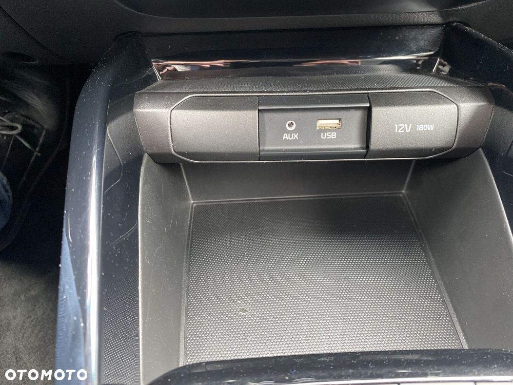 Kia Stonic - 26