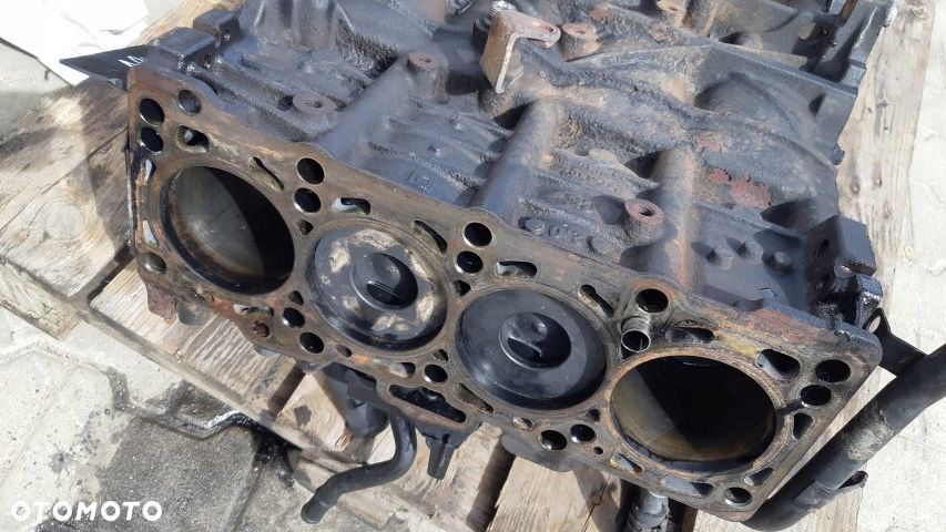 VW Passat b6 2,0TDI 16v Blok silnika wał dół 038021ce - 2