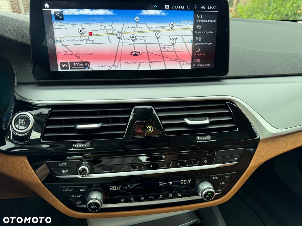 BMW Seria 5 520e M Sport sport - 31