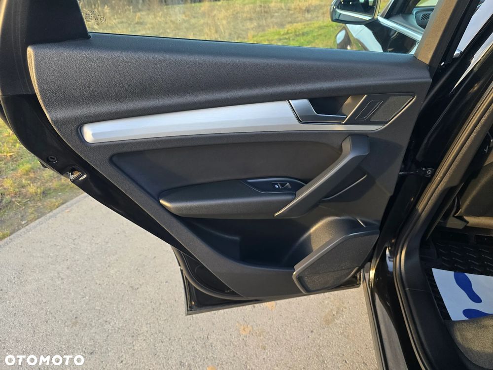 Audi Q5 50 TFSI e Quattro S tronic sport - 22