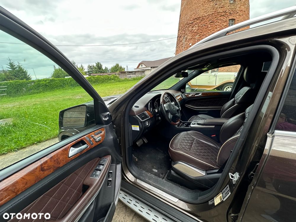 Mercedes-Benz GL 500 4-Matic - 13