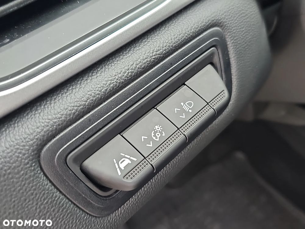 Renault Captur 1.3 TCe mHEV Techno EDC - 20