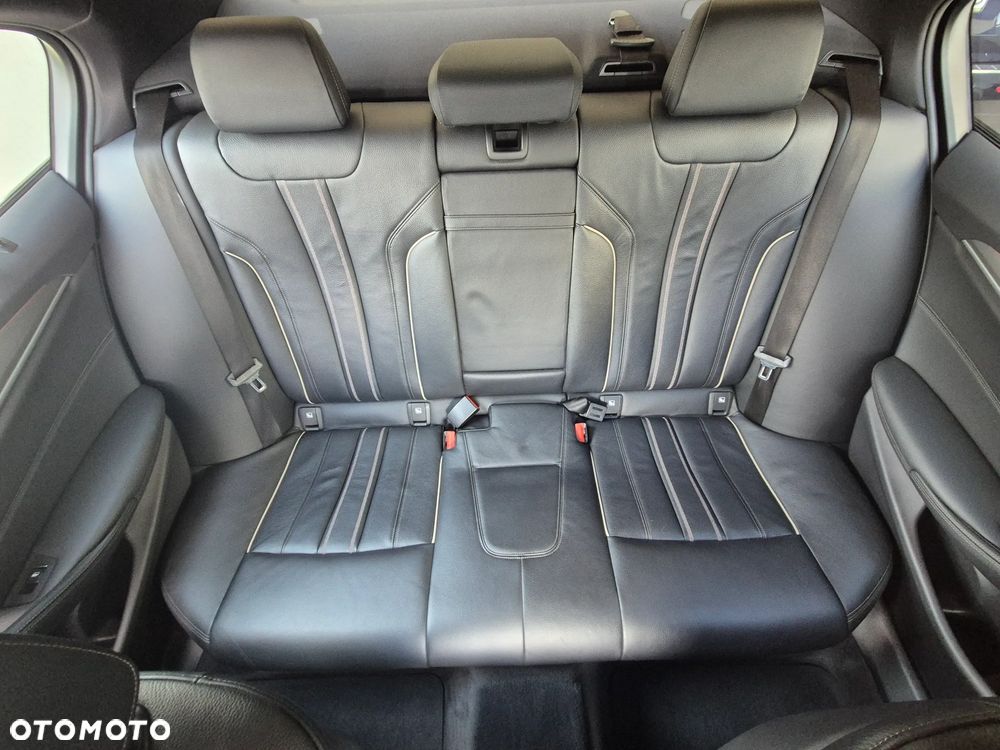 BMW Seria 5 520d xDrive M Sport sport - 23