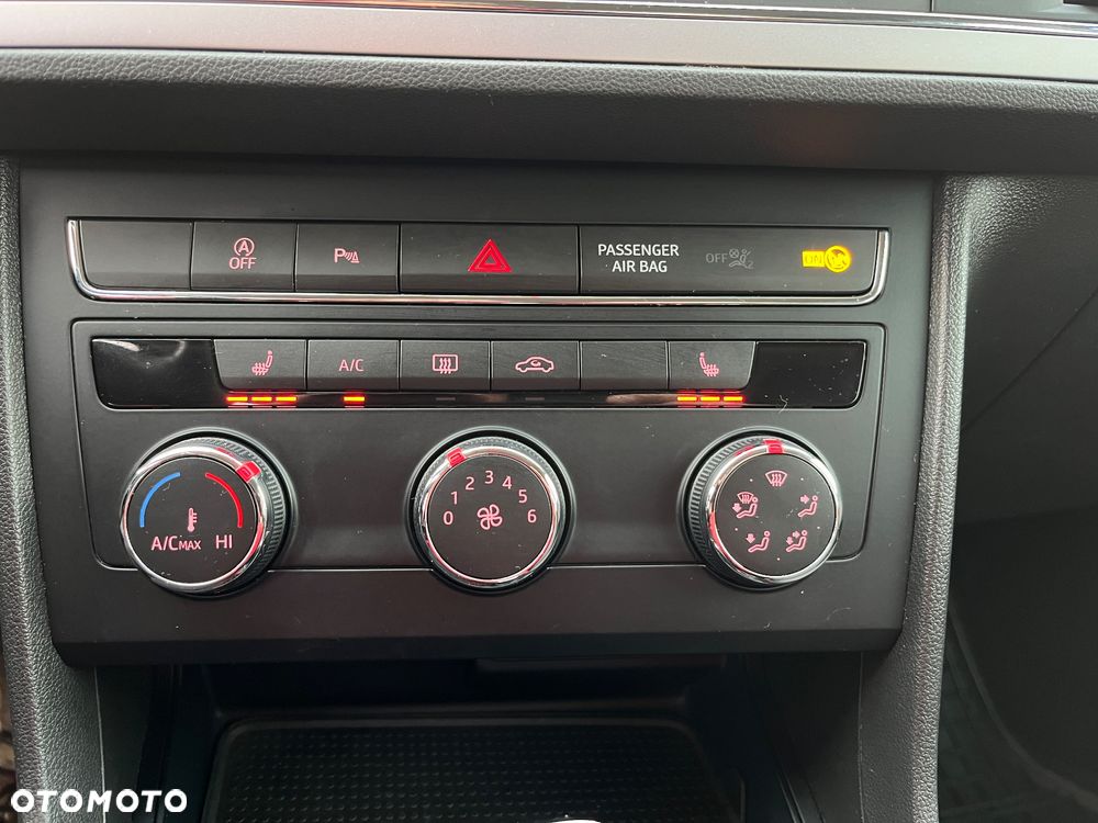 Seat Leon 1.6 TDI Style S&S DSG - 21