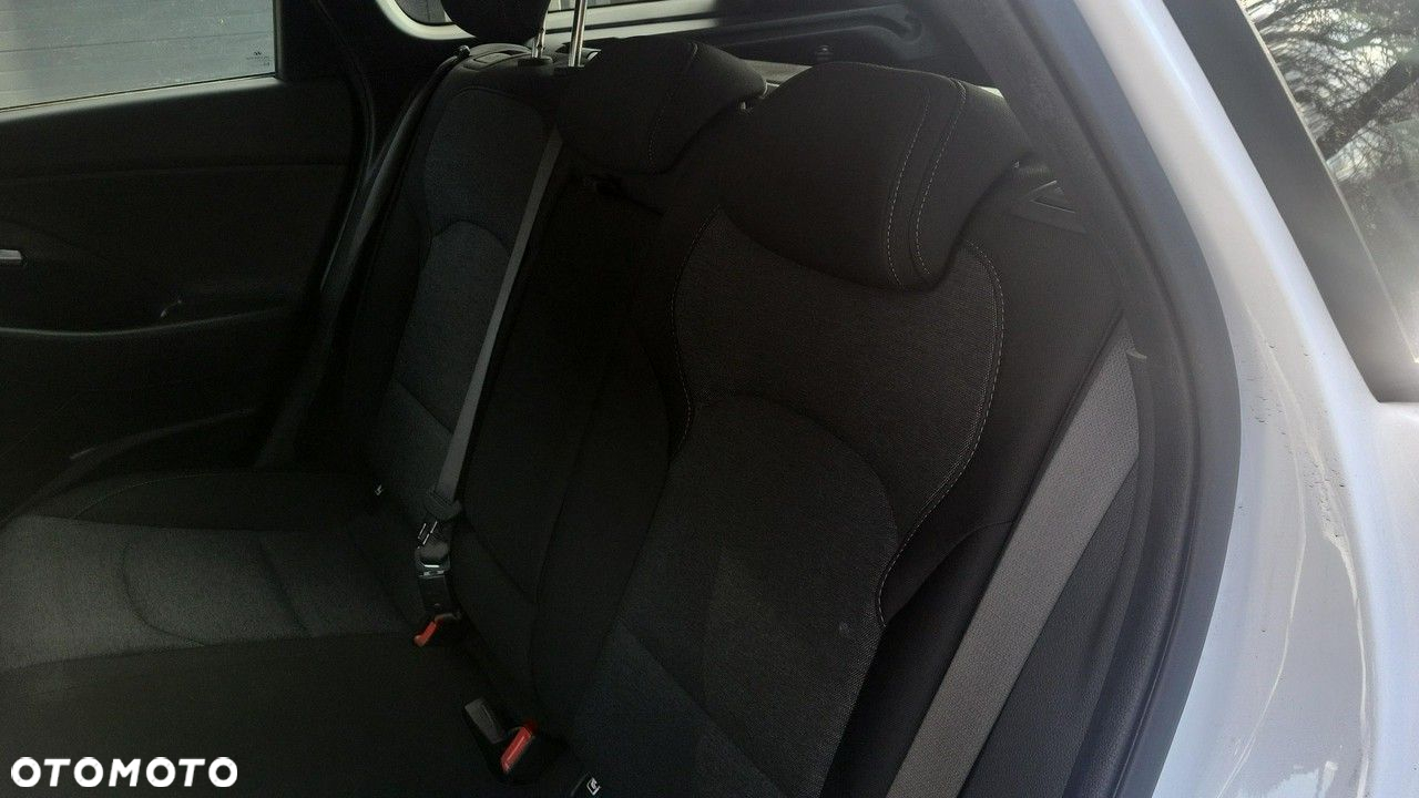 Hyundai i30 - 16