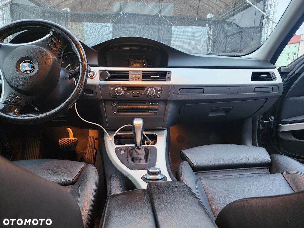 BMW Seria 3 - 12