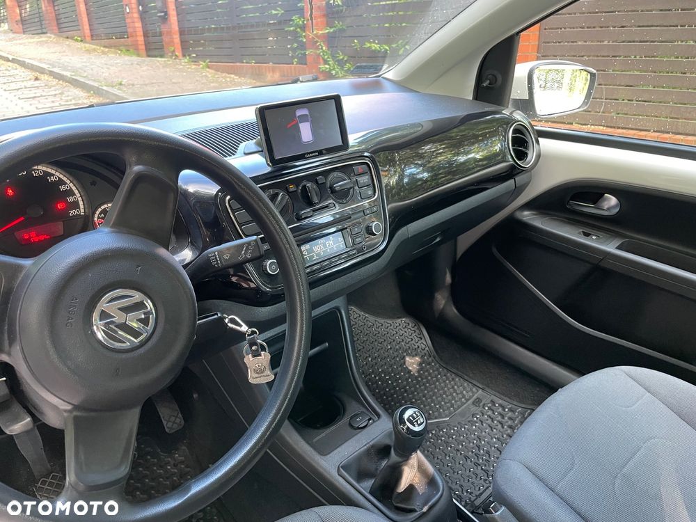 Volkswagen up! - 10